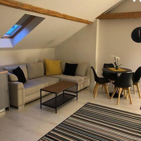 Odis Apartment คลูจ-นาโปกา ภายนอก รูปภาพ