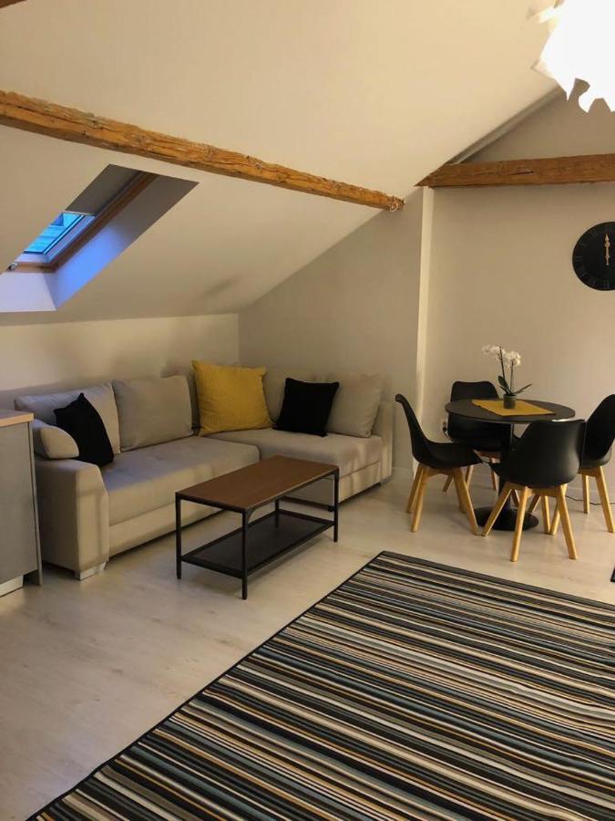 Odis Apartment คลูจ-นาโปกา ภายนอก รูปภาพ